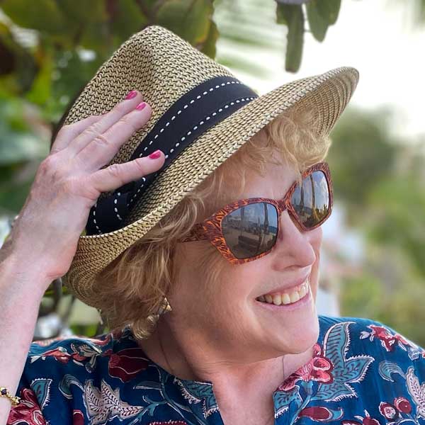 Jane Leavy
